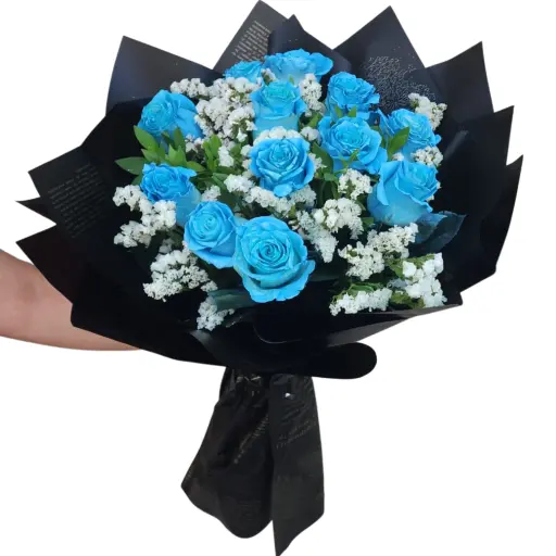 Ramo de 12 rosas azules con papel coreano y brillo